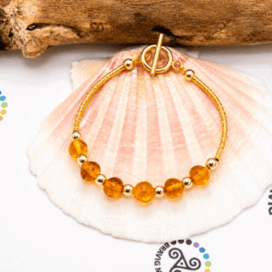 Bracelet Ambre et perles fantaisie plaquées – Élégance chaleureuse et lumière naturelle